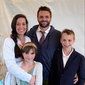 Meet your Posher, Caitlin